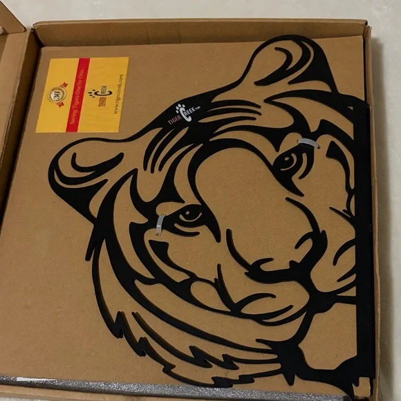 Black Tiger Wall Art Decor - Picture 1 of 1